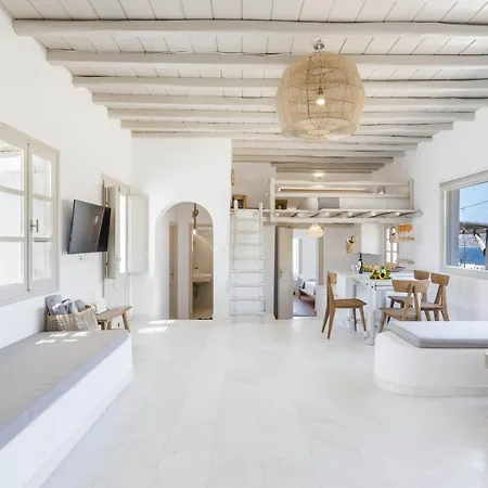 Seaside Villa Mykonos Town